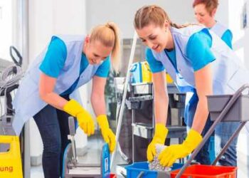 Commercial Office Cleaning Tips to Keep Your Workplace Sparkling