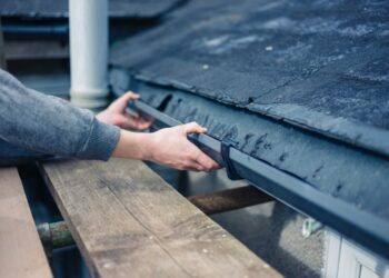 Is Your Home In Danger? How to Know If It's Time for a Gutter Replacement