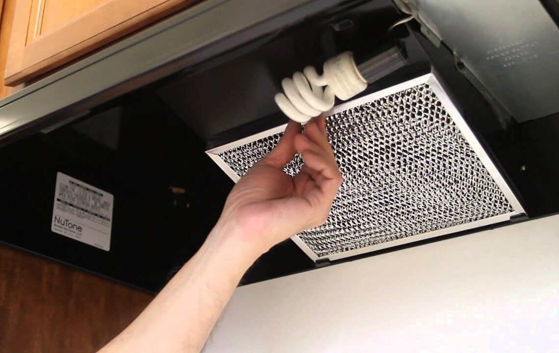 A Proper Direction to Change a Range Hood Filter