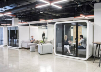 Best phone booths & meeting pods for your flex office