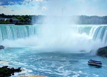 1366x768 Niagara Falls Wallpapers