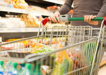 ¿hasta Qué Hora Está Abierta La Tienda De Alimentos Más Cercana?