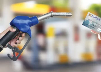 How Fuel Cards Can Simplify Fleet Management