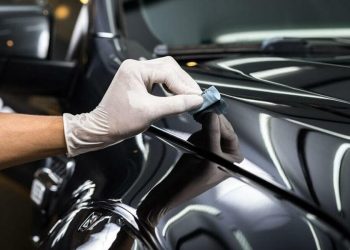 Why Smart Paint Repairs Make Sense for Kent's Luxury and Classic Car Owners