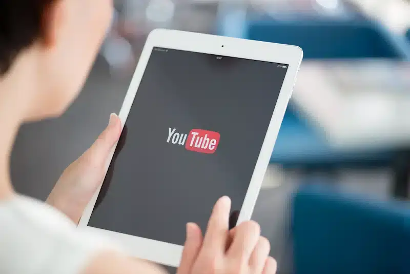 How YouTube Creators Can Reach a Global Audience Through Video Localization