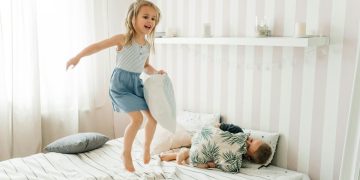 Kids' bed made simple