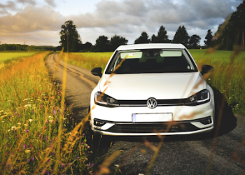 Reliable Volkswagen car brake system - safety on summer trips