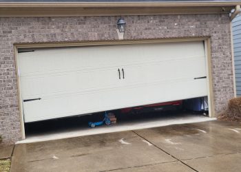 Garage Door Repair After a Steep Issaquah Driveway Leaves No Room for Delay