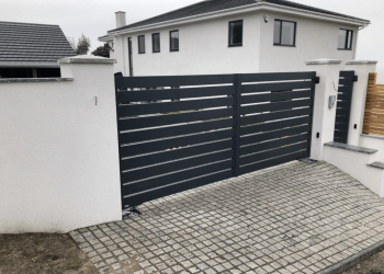 The Stuck-Open Gate Problem No Property Owner Wants At Night